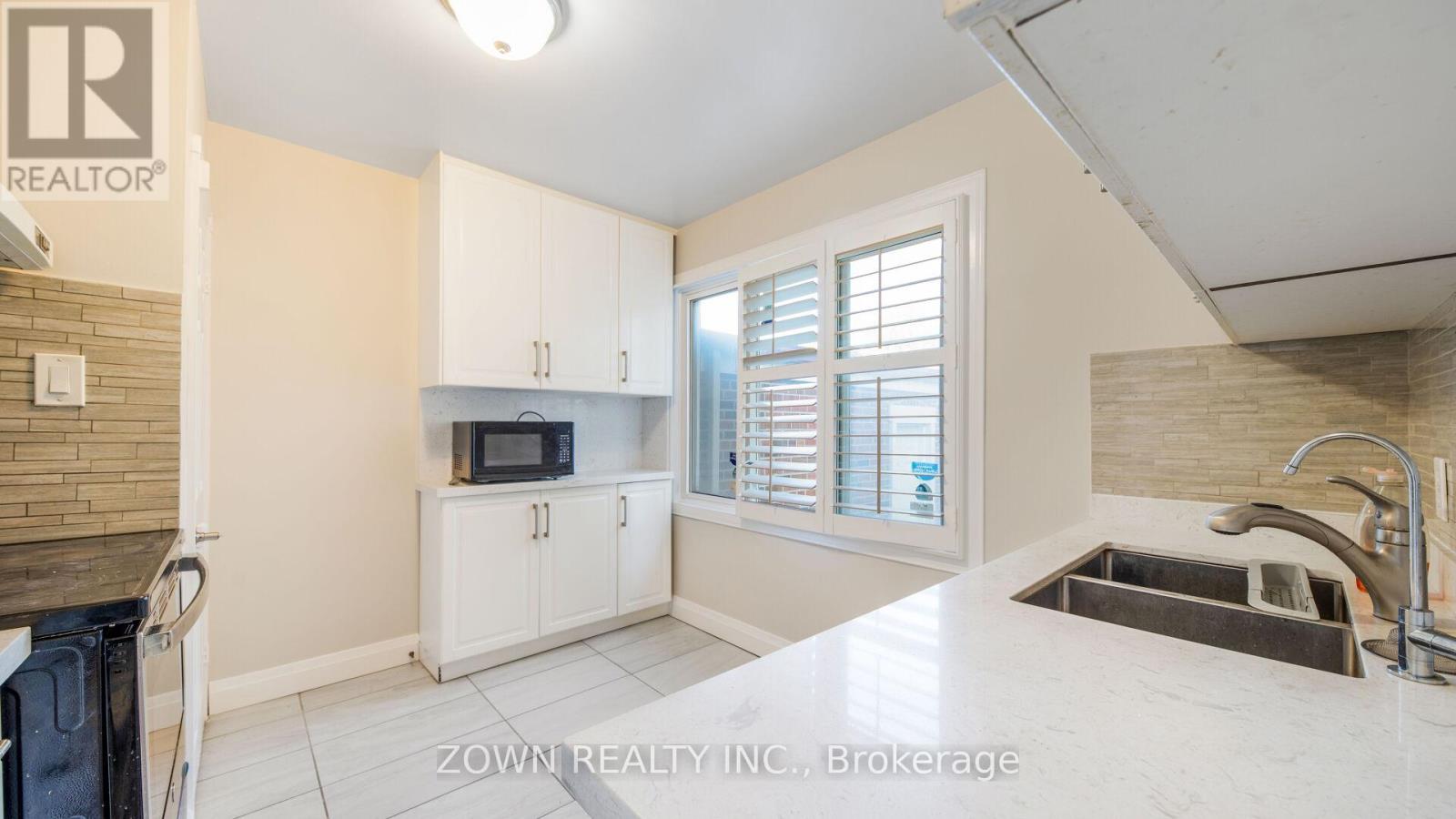 Photo 29 of Main 63 Biscayne Boulevard, Toronto ON