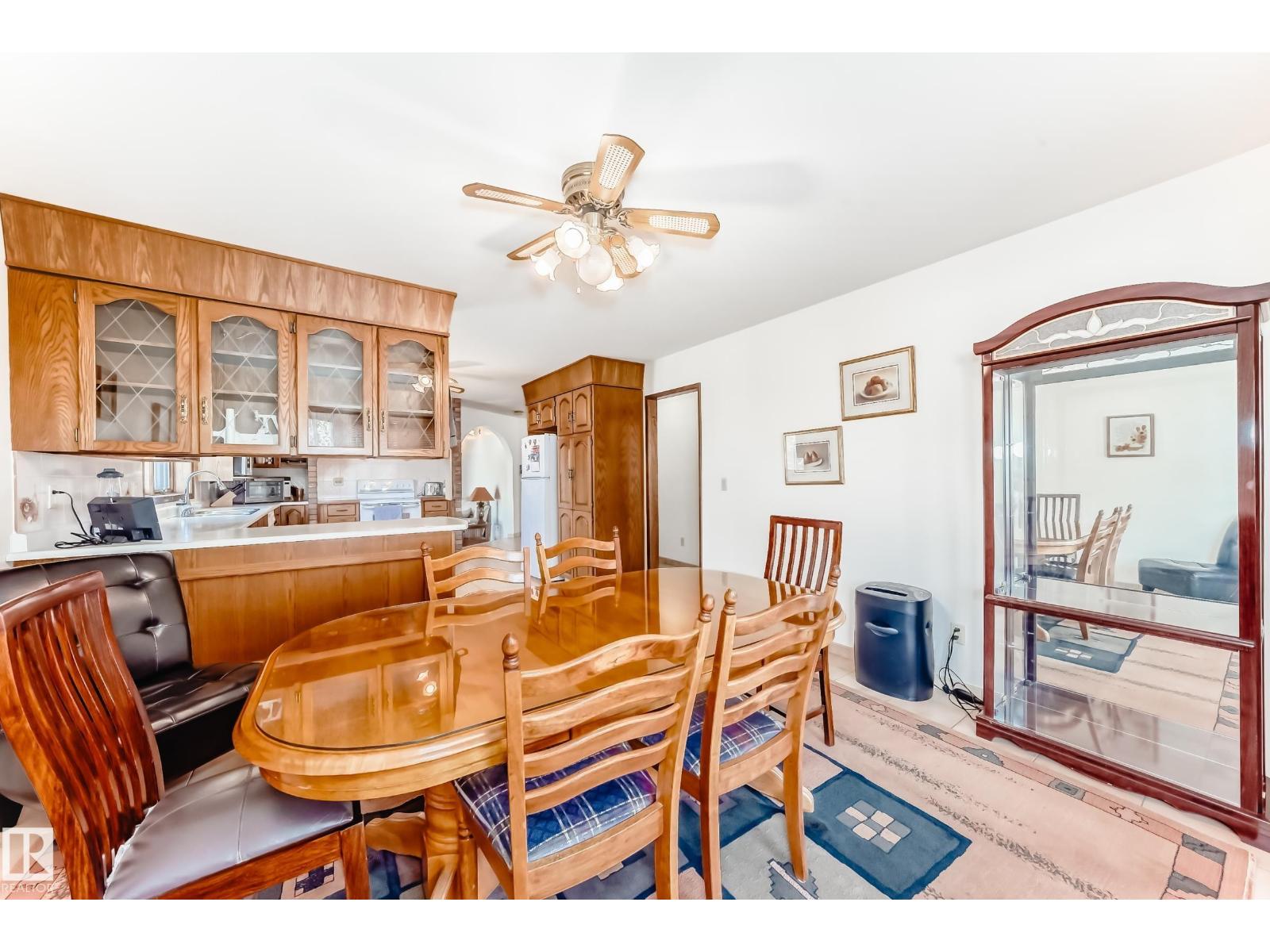 Photo 15 of 8714 152 B Av Nw, Edmonton AB