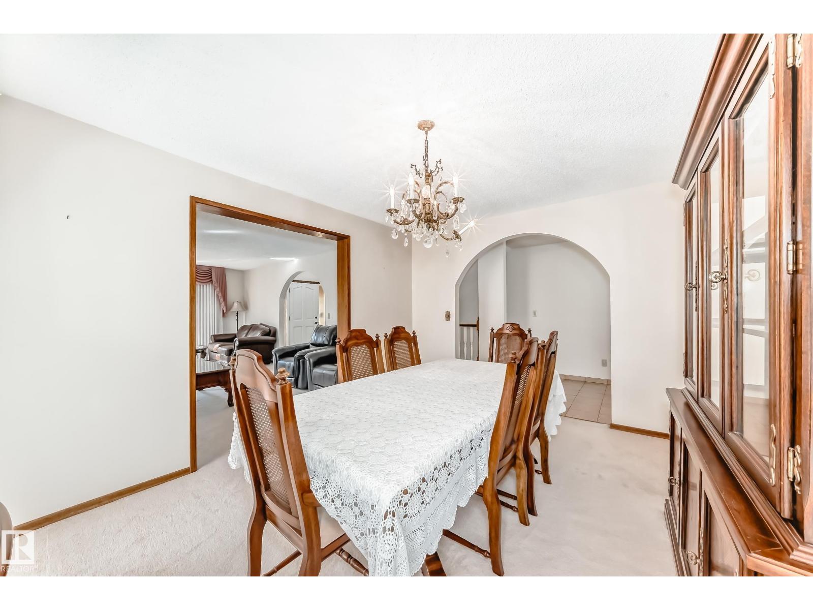 Photo 17 of 8714 152 B Av Nw, Edmonton AB