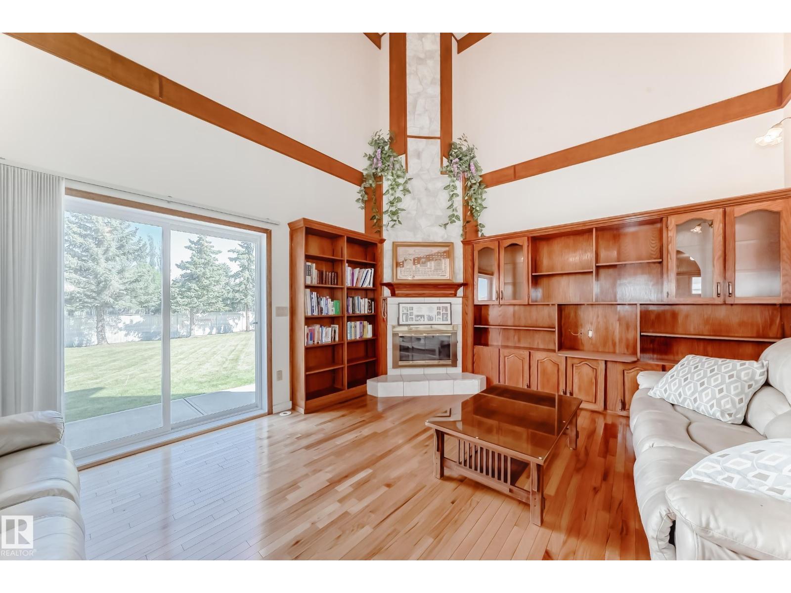 Photo 22 of 8714 152 B Av Nw, Edmonton AB