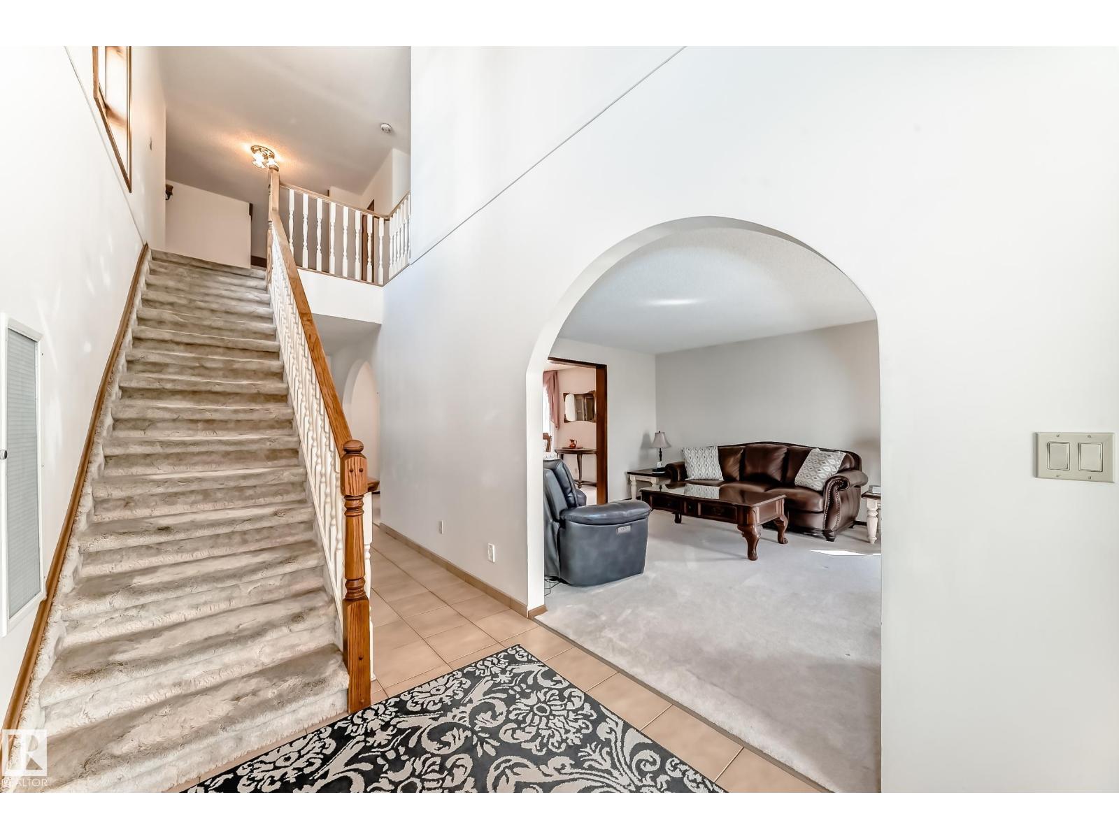 Photo 32 of 8714 152 B Av Nw, Edmonton AB
