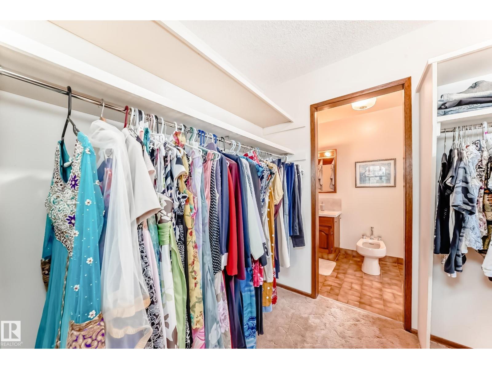 Photo 40 of 8714 152 B Av Nw, Edmonton AB