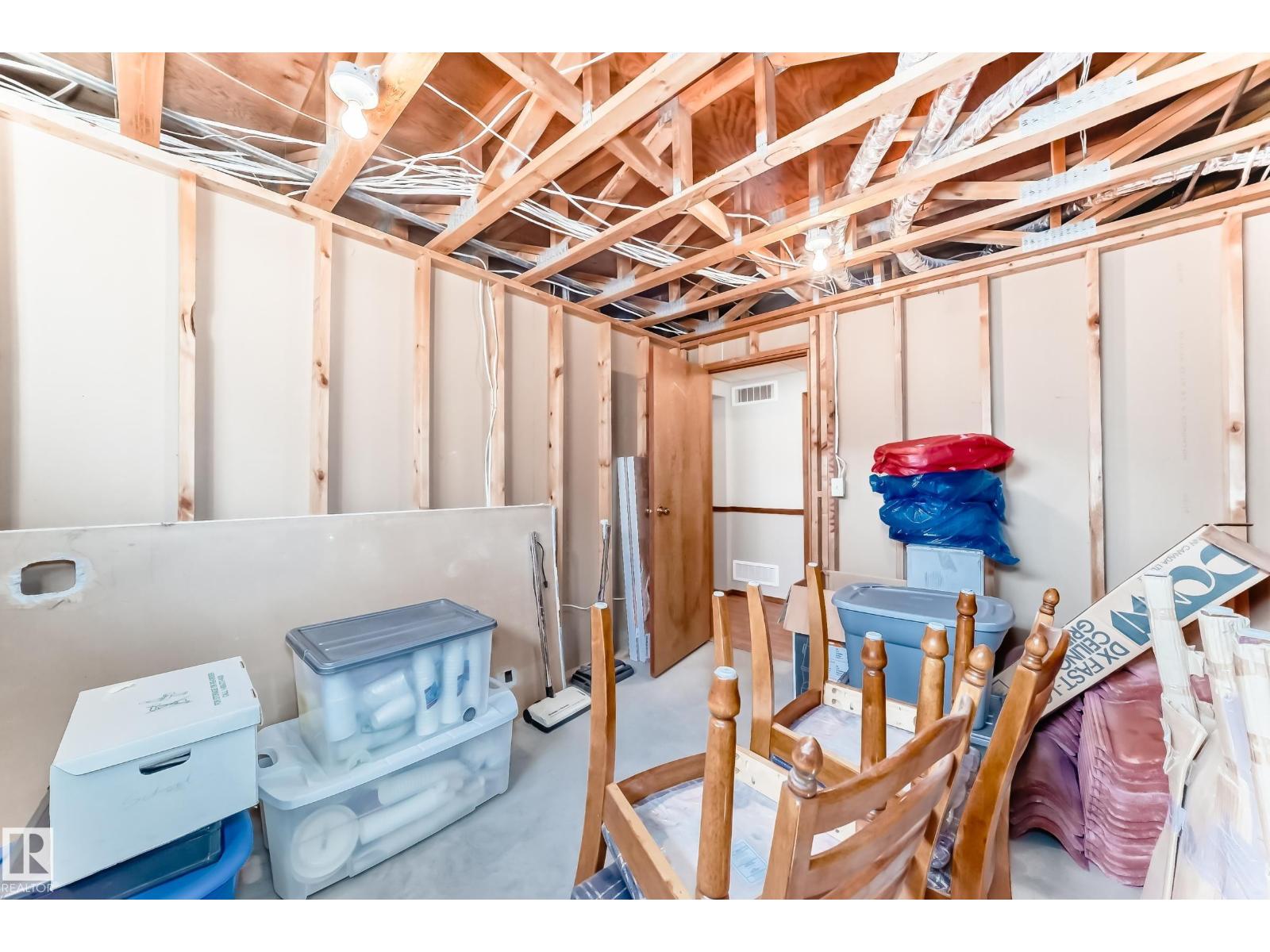 Photo 61 of 8714 152 B Av Nw, Edmonton AB