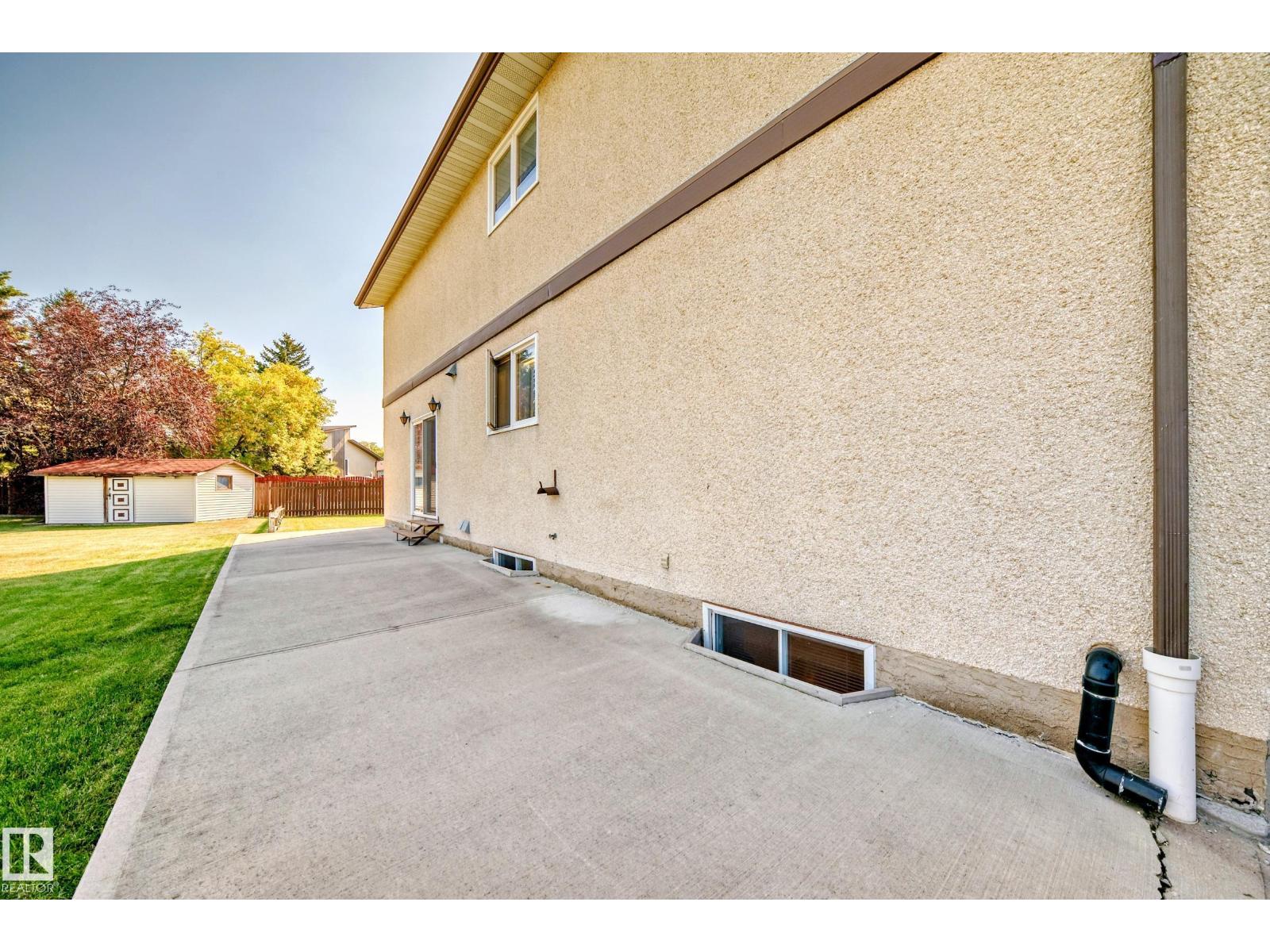 Photo 69 of 8714 152 B Av Nw, Edmonton AB