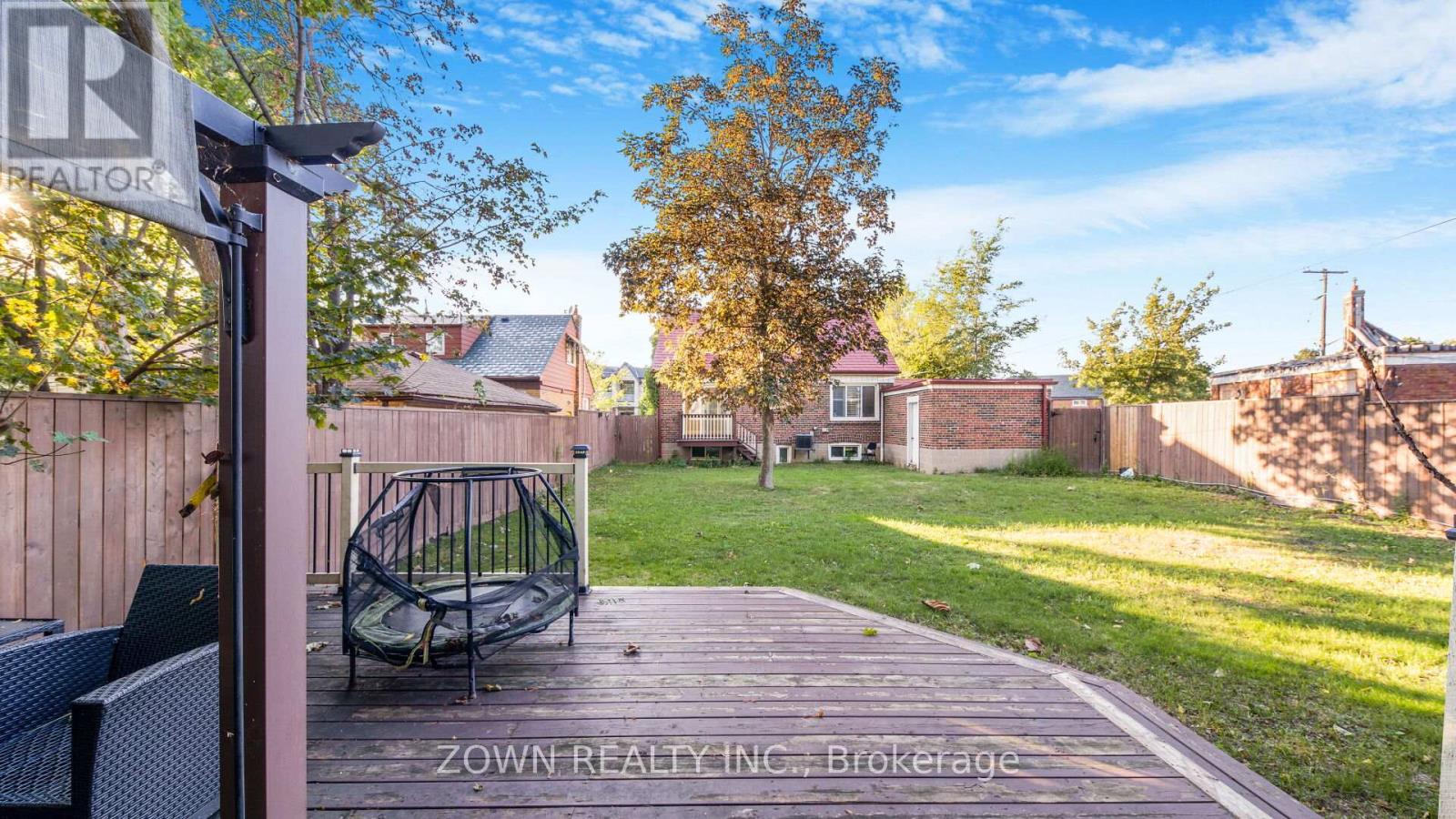 Photo 38 of Main 63 Biscayne Boulevard, Toronto ON