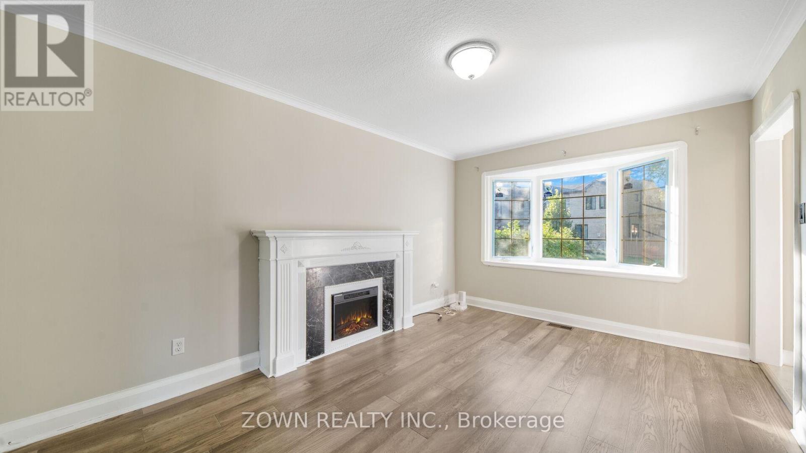 Photo 15 of Main 63 Biscayne Boulevard, Toronto ON