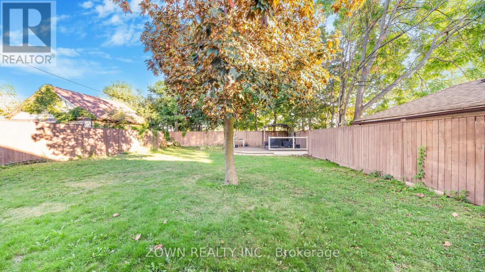 Photo 37 of Main 63 Biscayne Boulevard, Toronto ON
