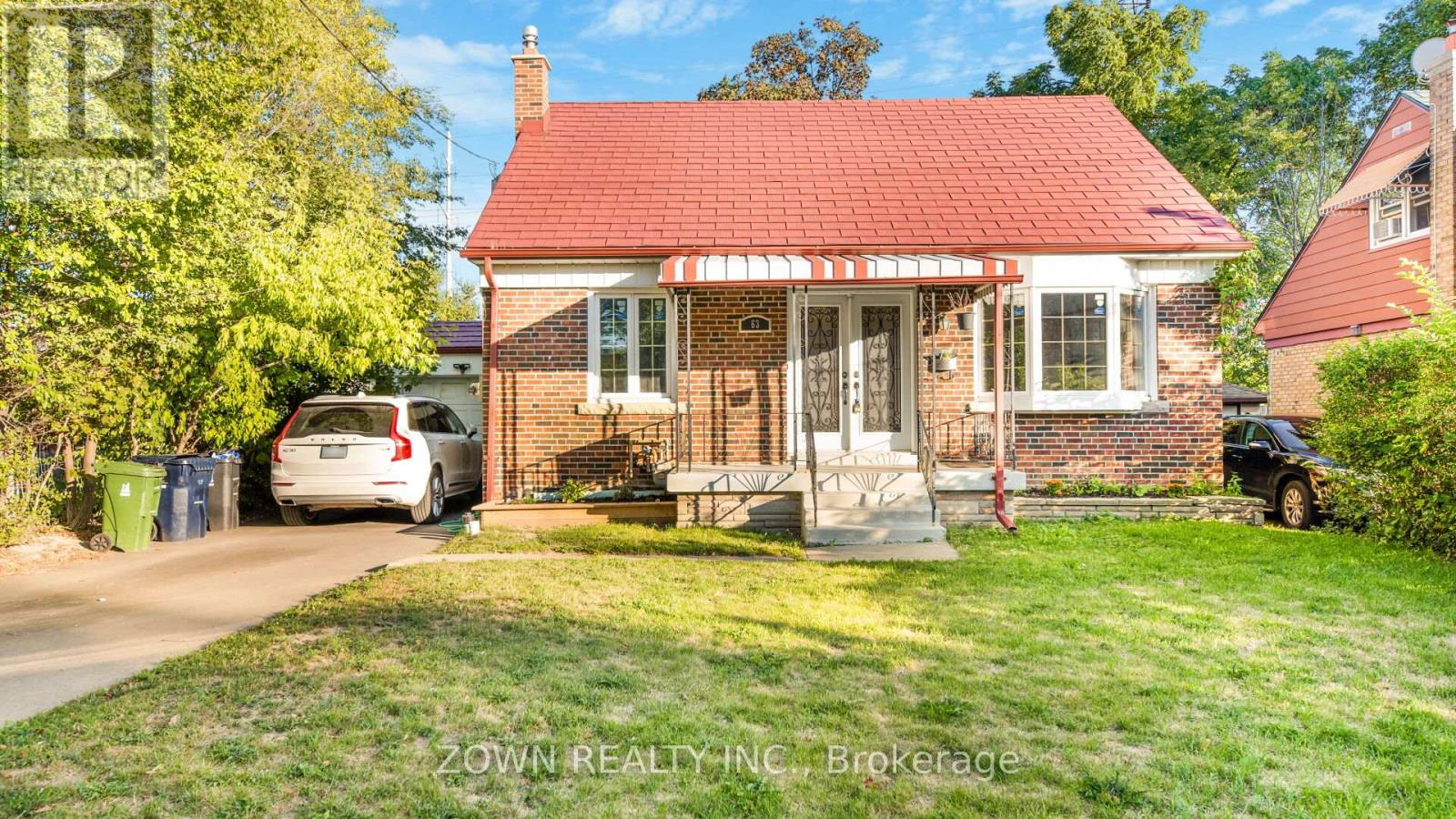 Photo 1 of Main 63 Biscayne Boulevard, Toronto ON