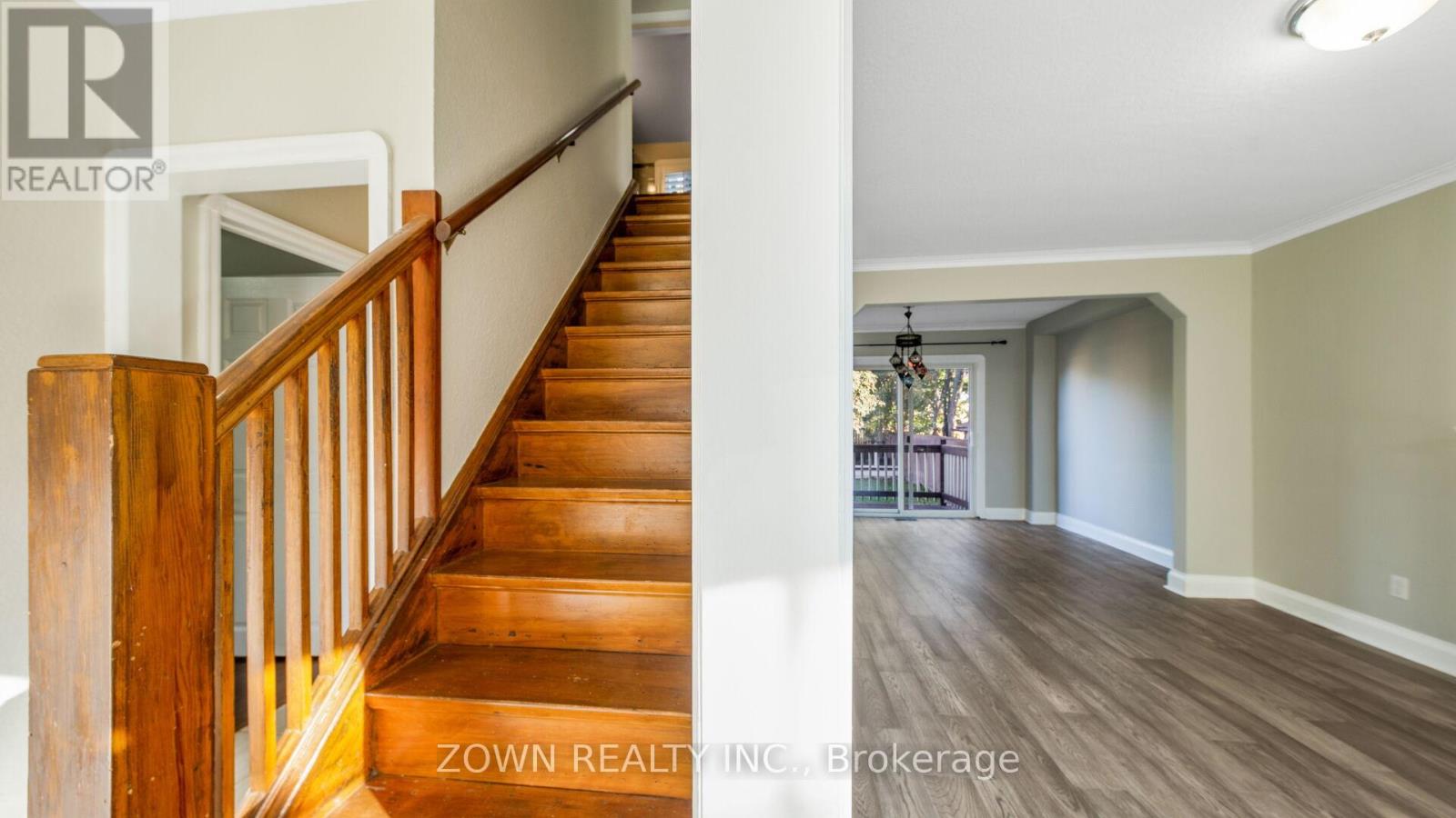 Photo 6 of Main 63 Biscayne Boulevard, Toronto ON