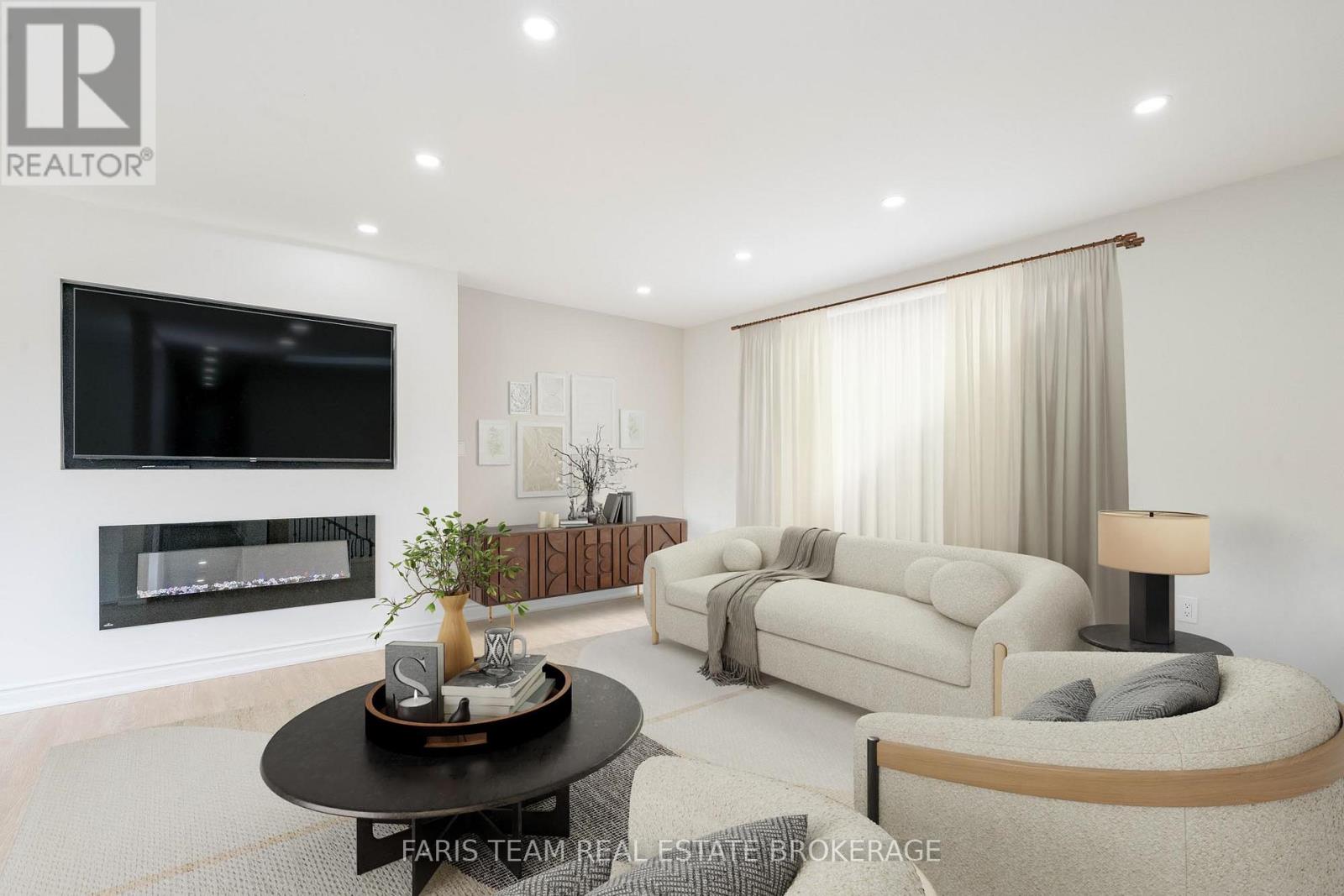 Photo 9 of 5127 Severn Pines Crescent, Severn ON