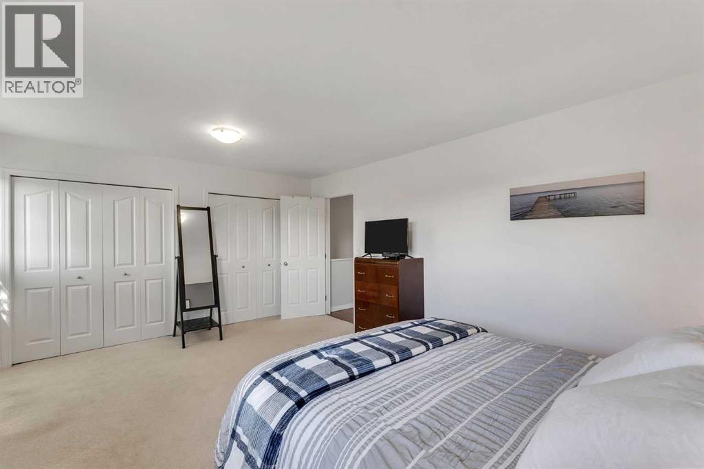 Photo 23 of 6 156 Canoe Drive Sw, Airdrie AB