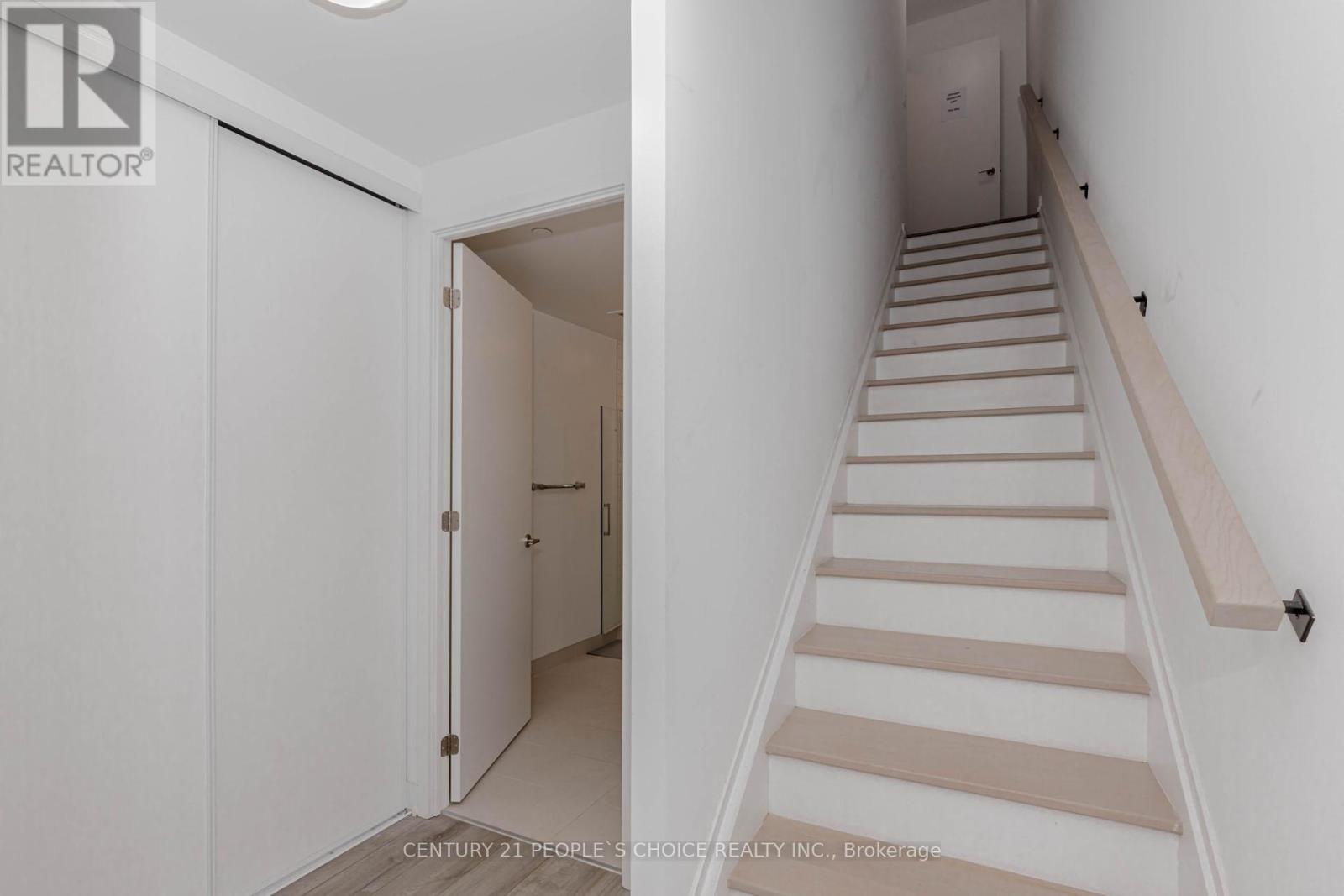 Photo 25 of 314 3100 Keele Street, Toronto ON