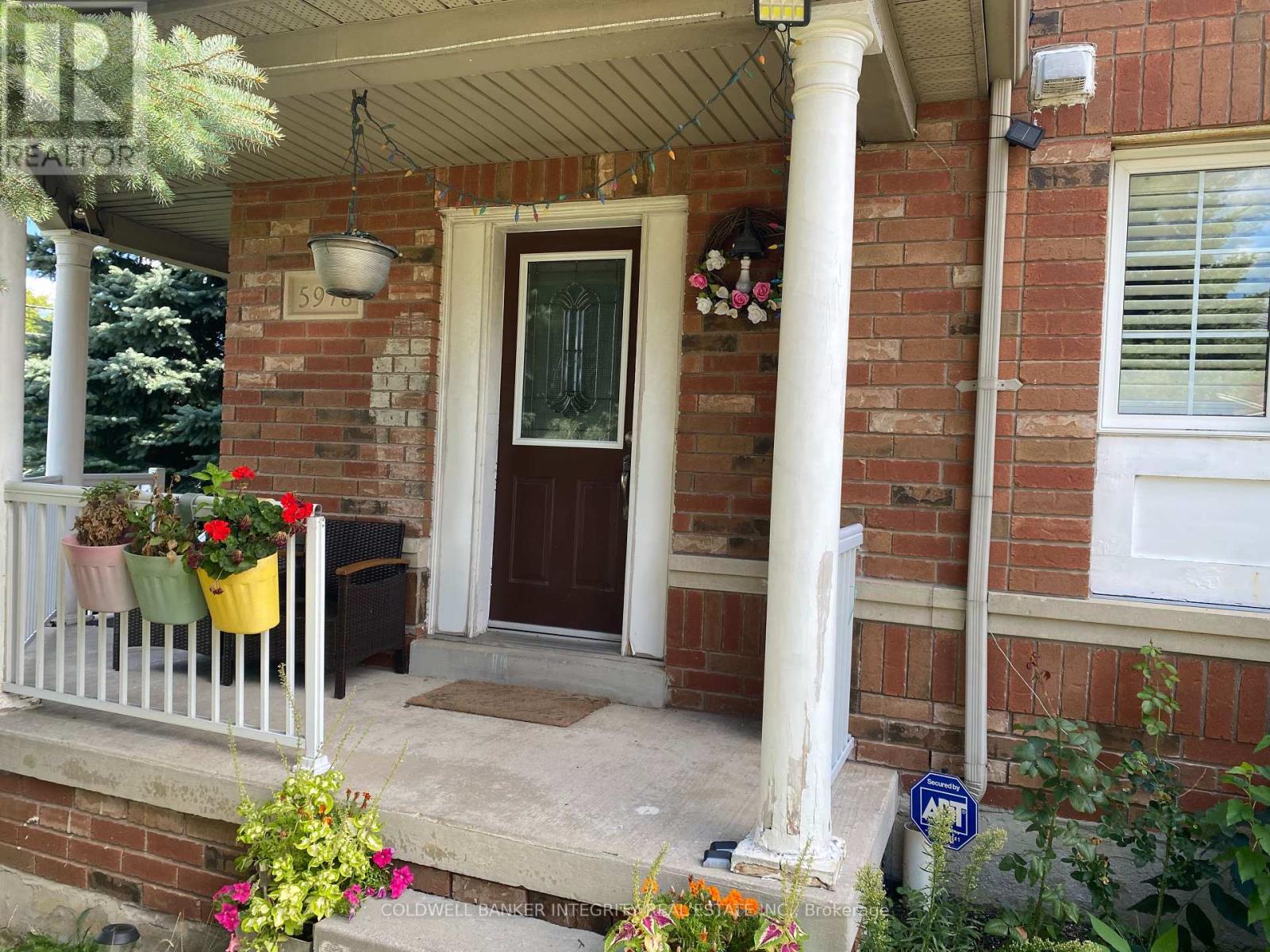 Photo 9 of 5978 Winston Churchill Boulevard, Mississauga ON