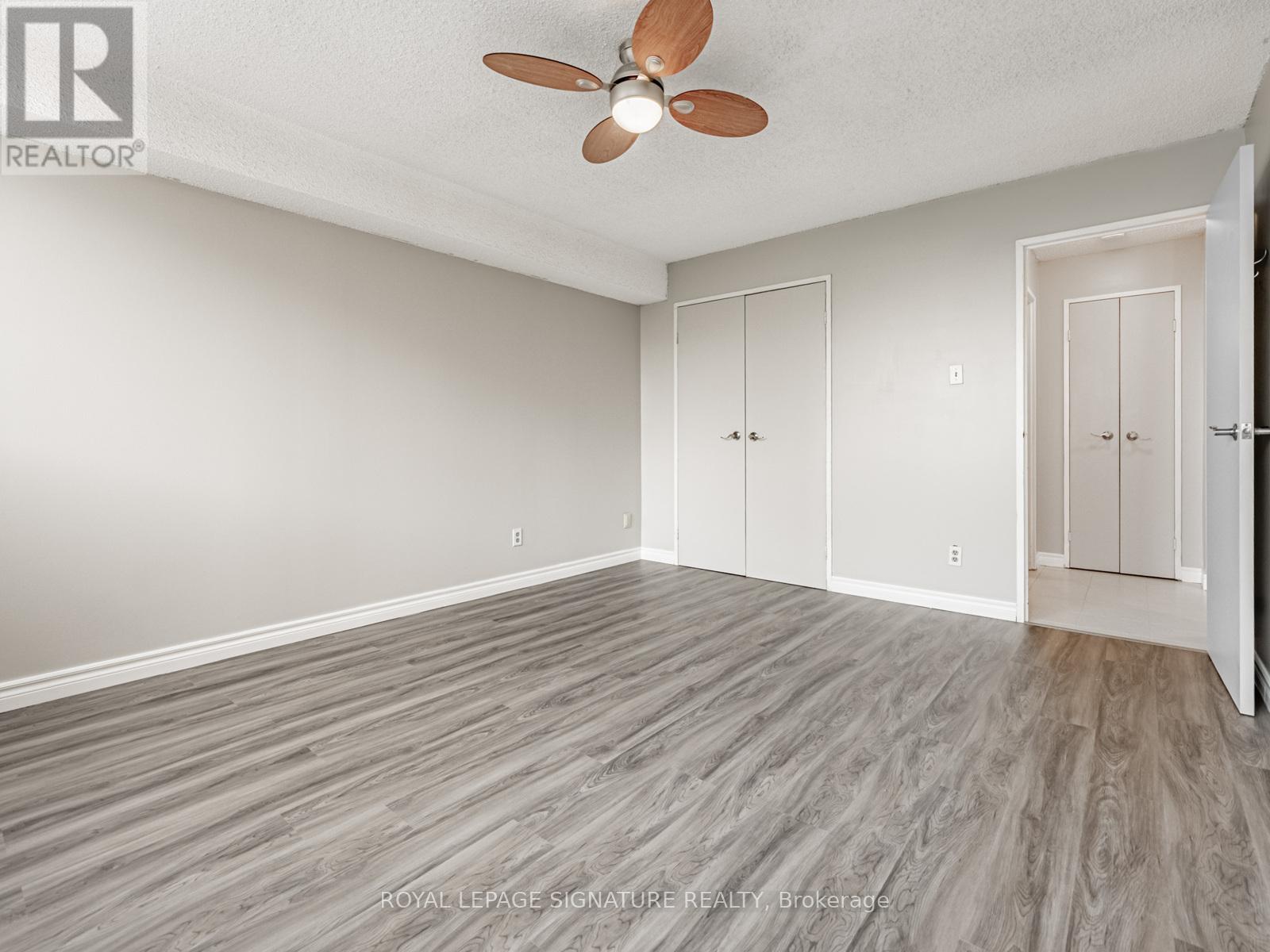 Photo 21 of 1009 3695 Kaneff Crescent, Mississauga ON