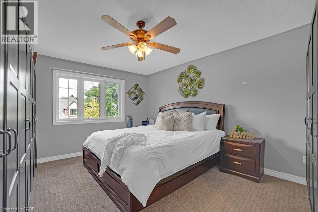 Photo 19 of 8 Meadowlea Court, Caledonia ON