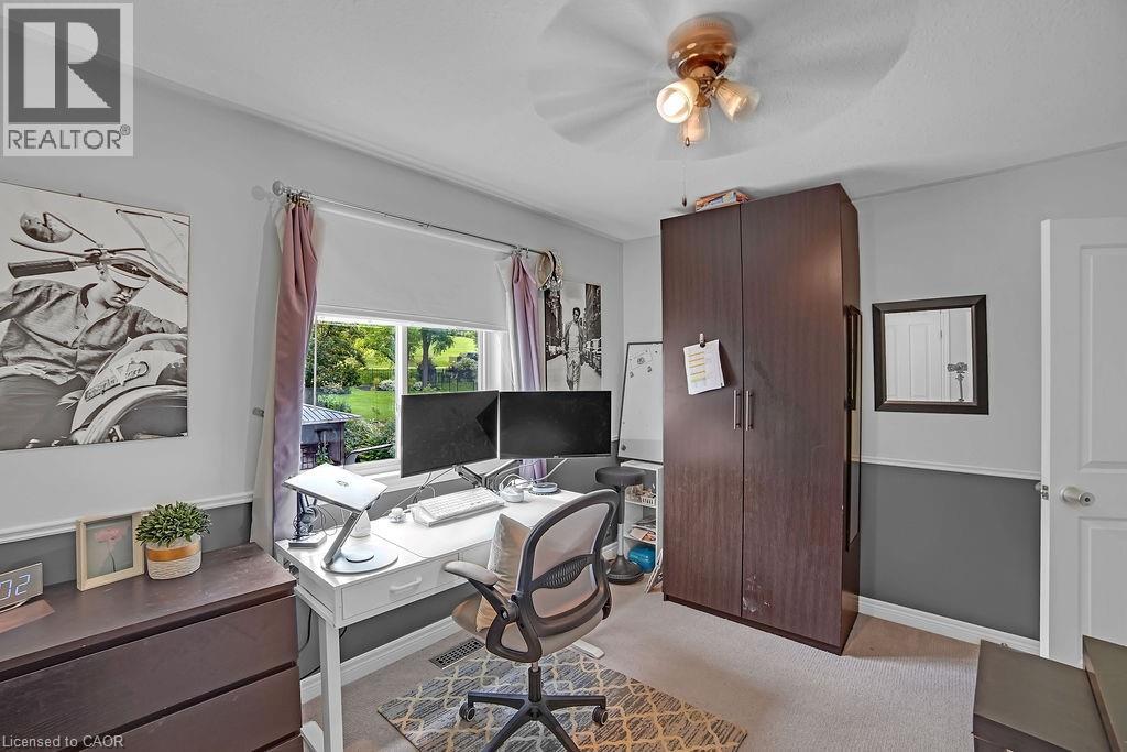 Photo 27 of 8 Meadowlea Court, Caledonia ON