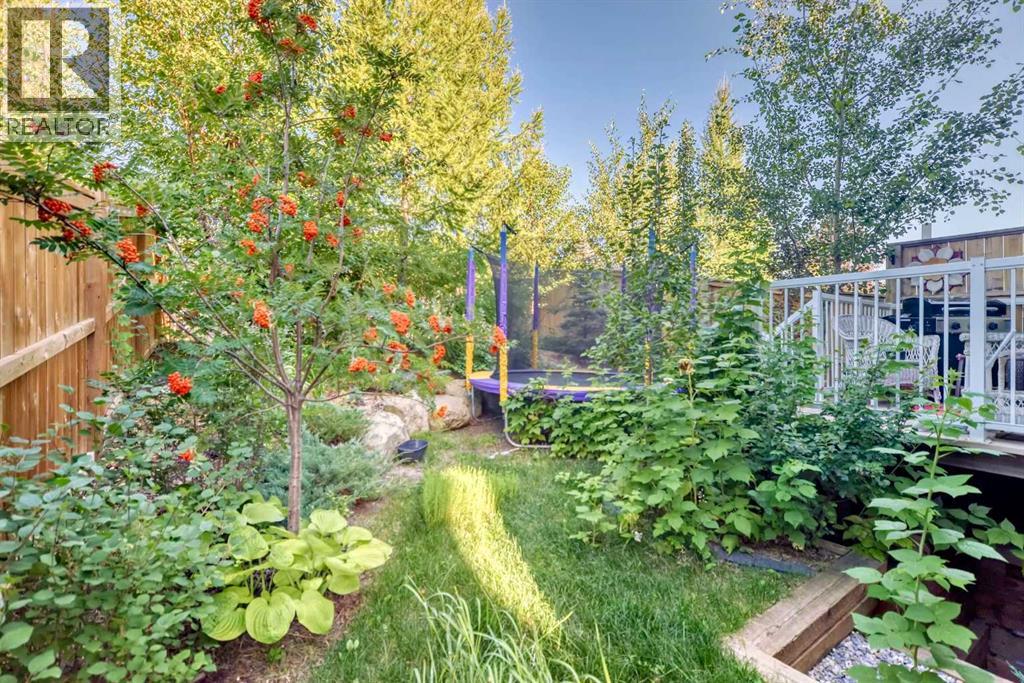 Photo 37 of 582 River Heights Crescent, Cochrane AB