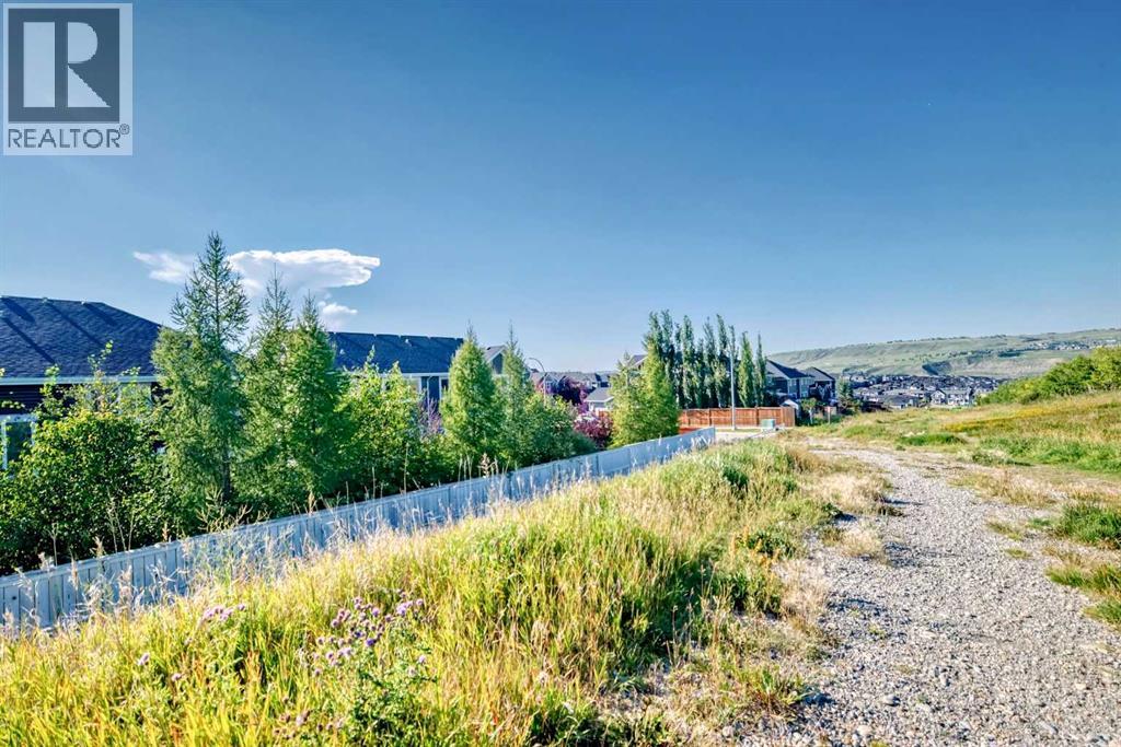 Photo 49 of 582 River Heights Crescent, Cochrane AB