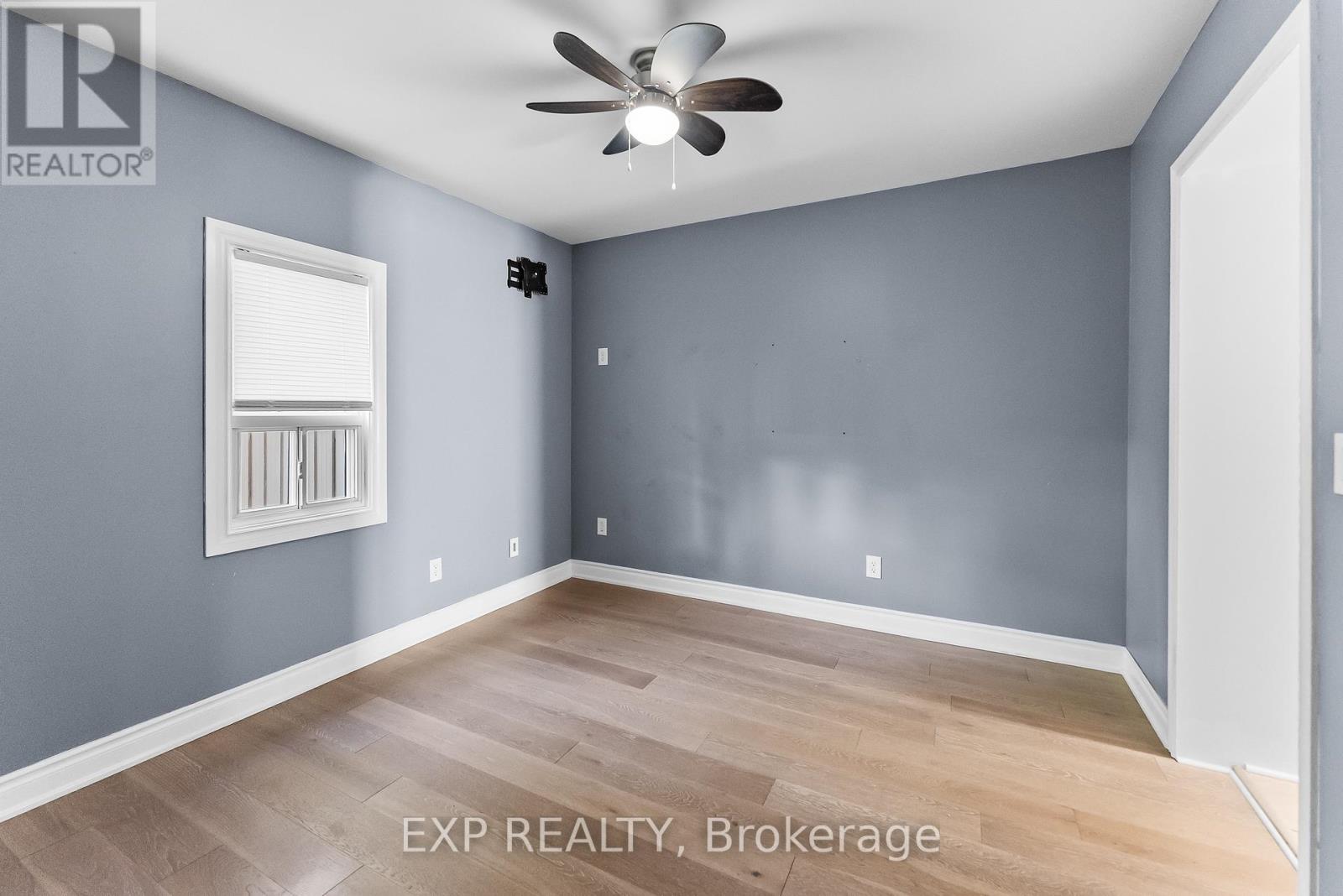 Photo 14 of 200 Kensington Avenue N, Hamilton ON