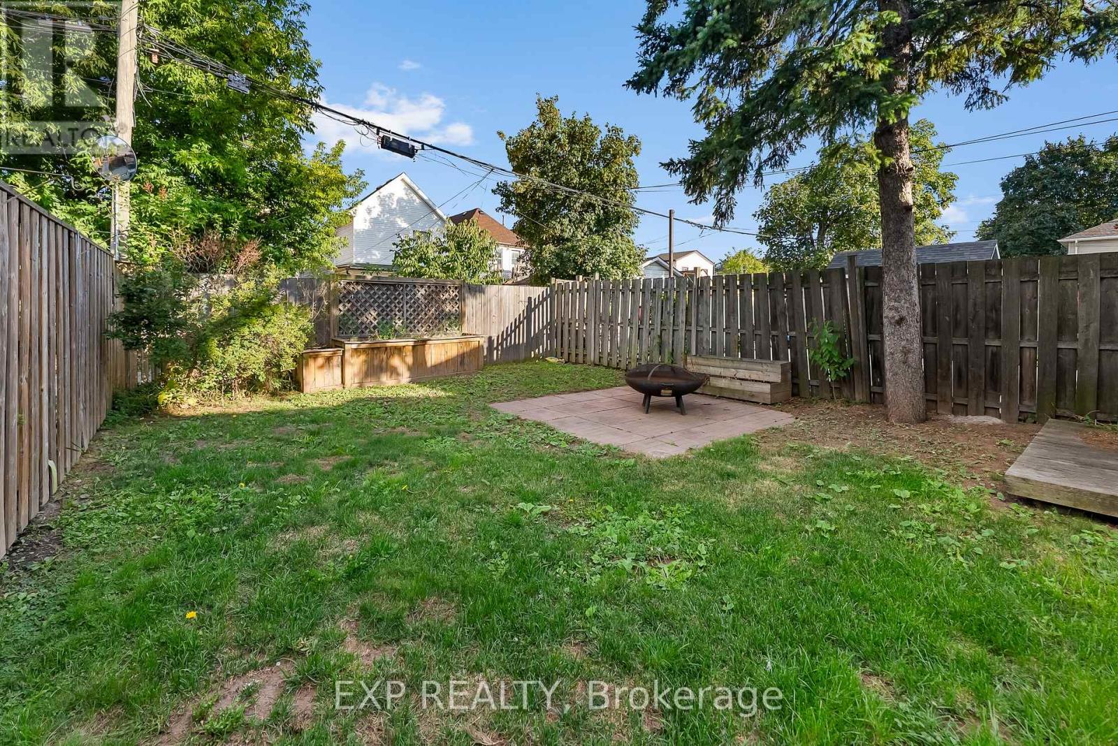 Photo 28 of 200 Kensington Avenue N, Hamilton ON