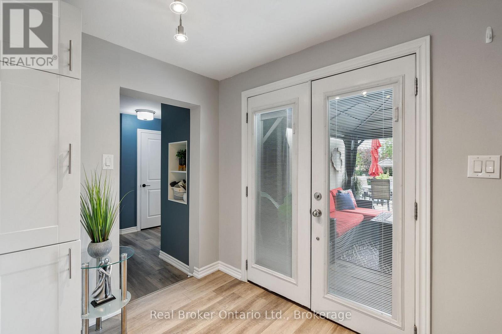 Photo 14 of 243 Adeline Avenue, Hamilton ON