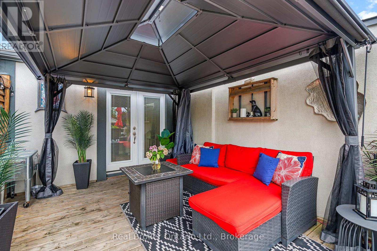 Photo 18 of 243 Adeline Avenue, Hamilton ON