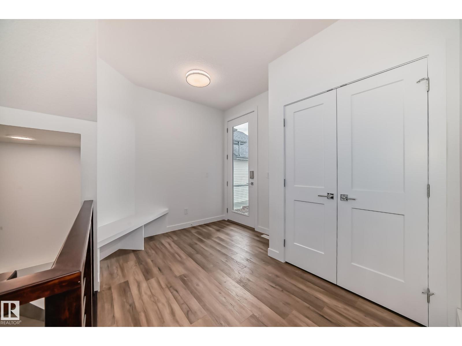 Photo 5 of 10226 92 A Av, Morinville AB