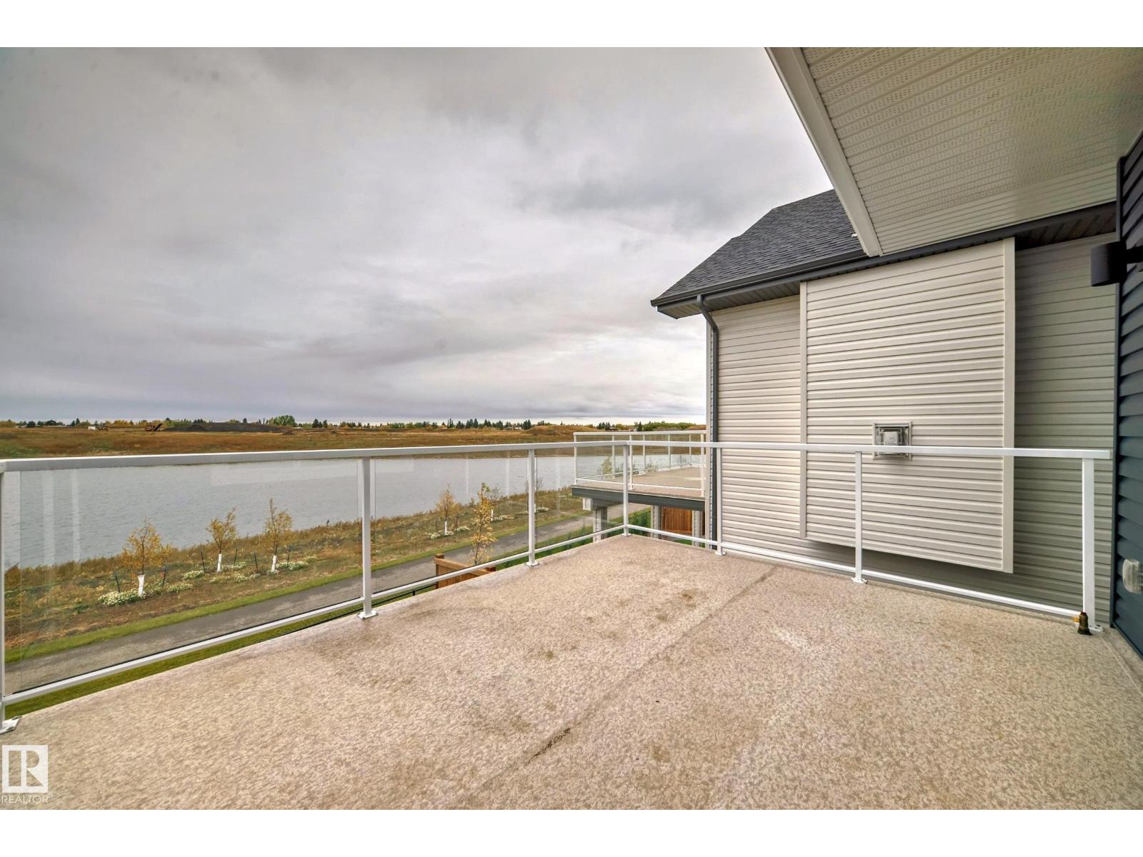 Photo 18 of 10226 92 A Av, Morinville AB