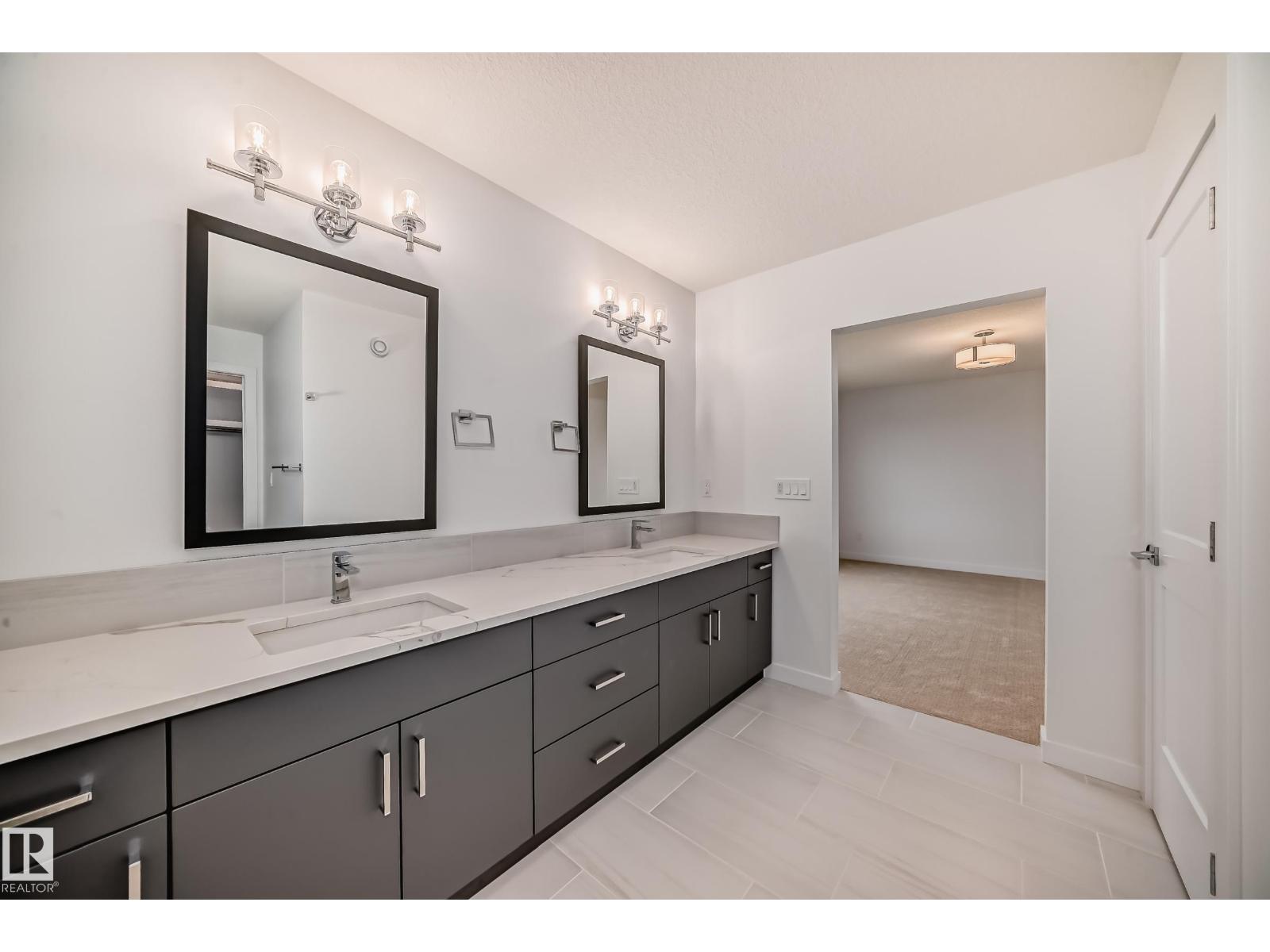 Photo 33 of 10226 92 A Av, Morinville AB