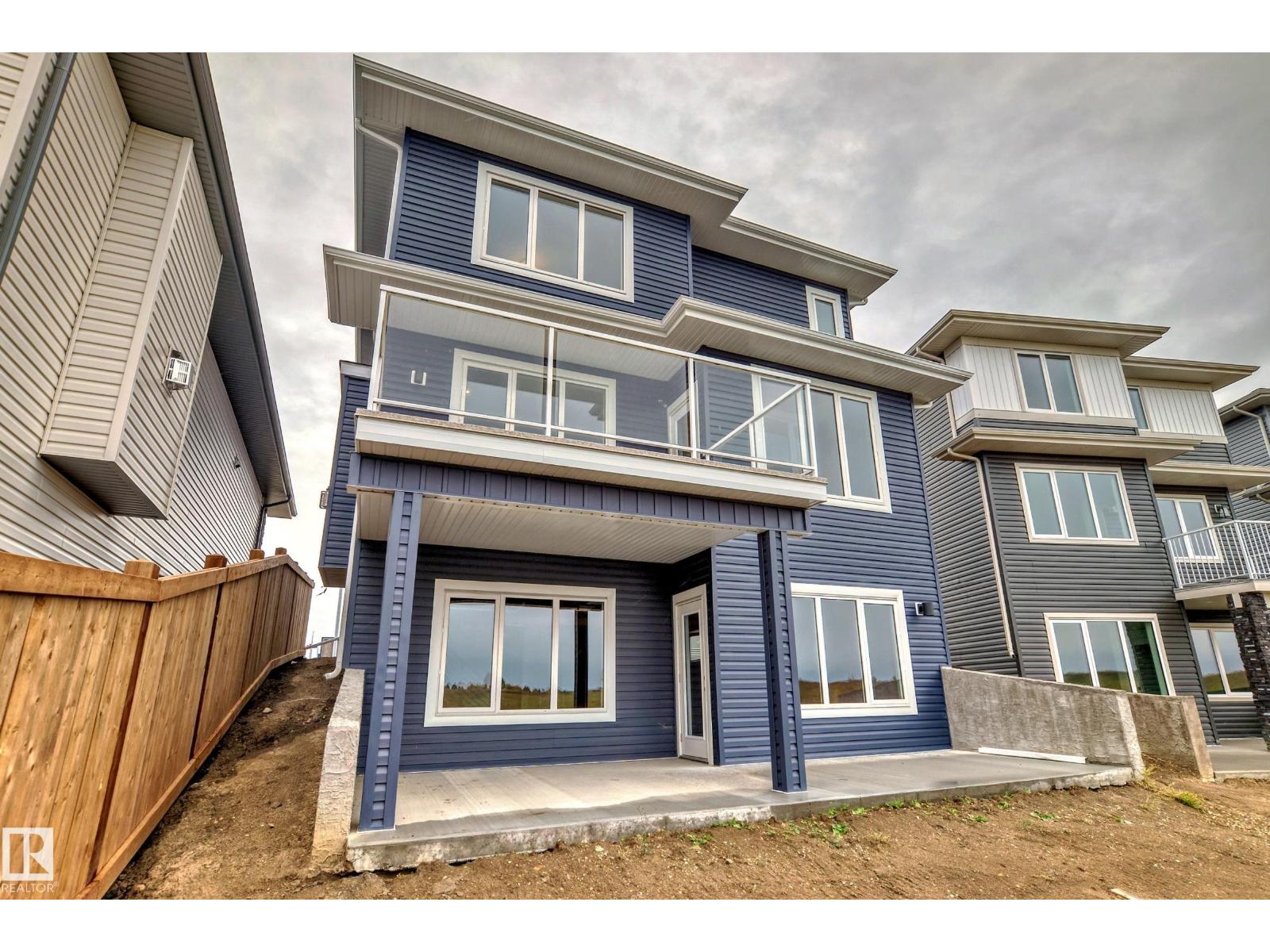 Photo 51 of 10226 92 A Av, Morinville AB