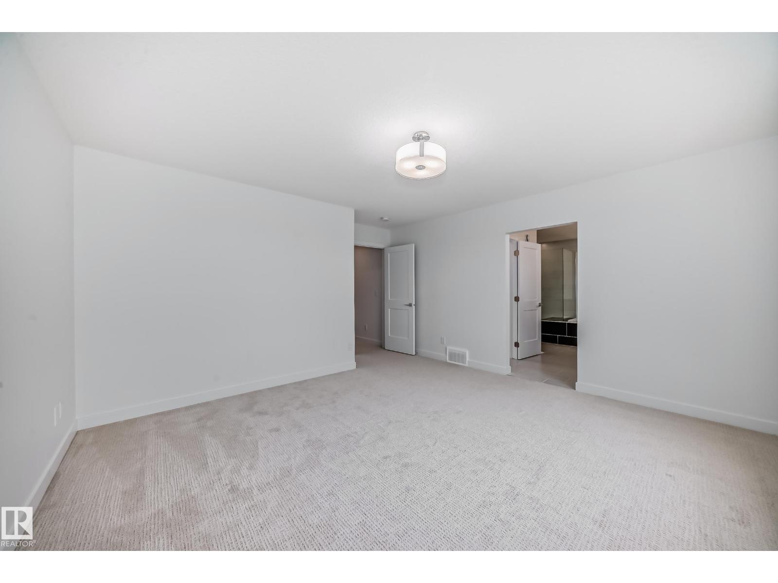 Photo 30 of 10226 92 A Av, Morinville AB