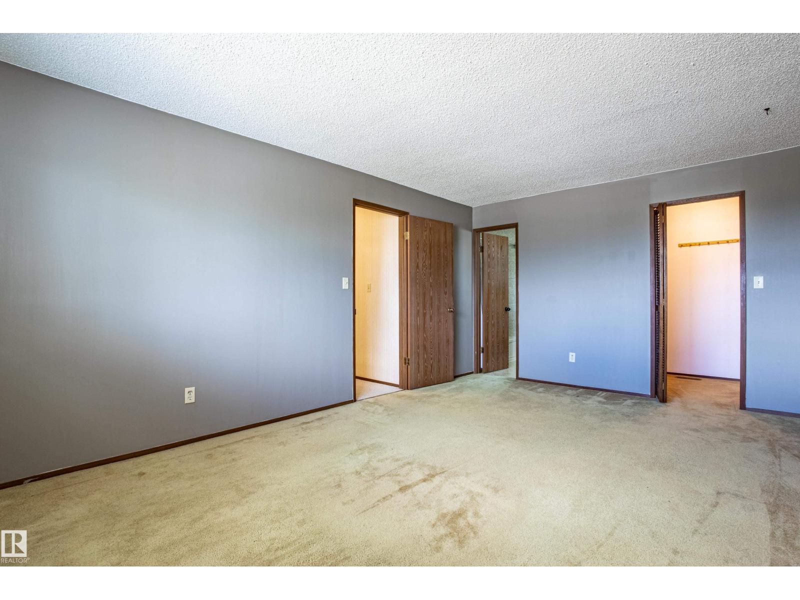 Photo 29 of 9928 181 St Nw, Edmonton AB