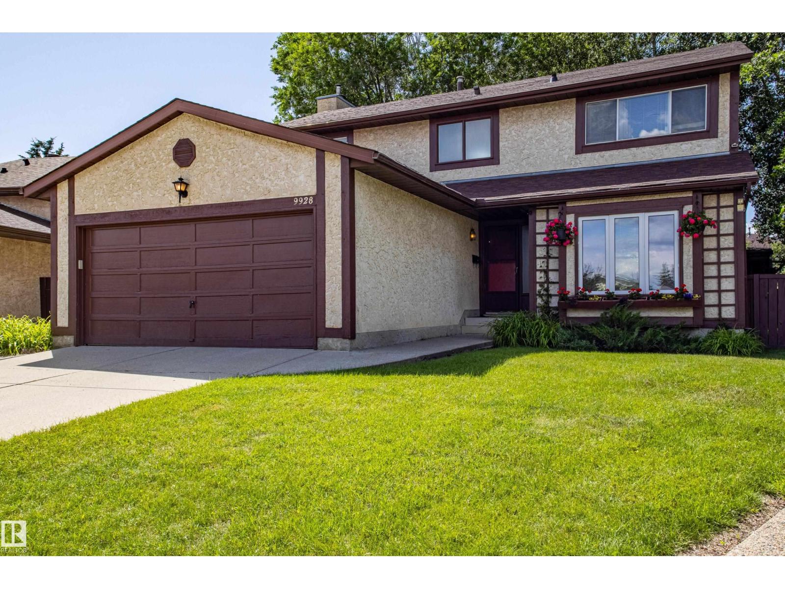 Photo 53 of 9928 181 St Nw, Edmonton AB