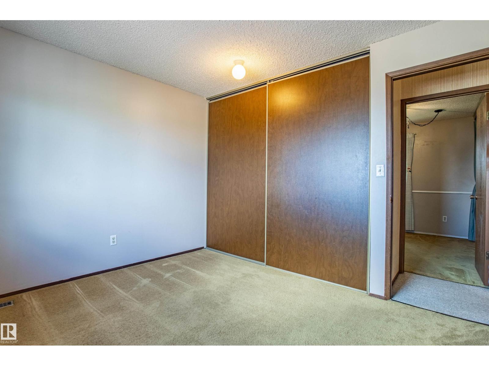 Photo 36 of 9928 181 St Nw, Edmonton AB