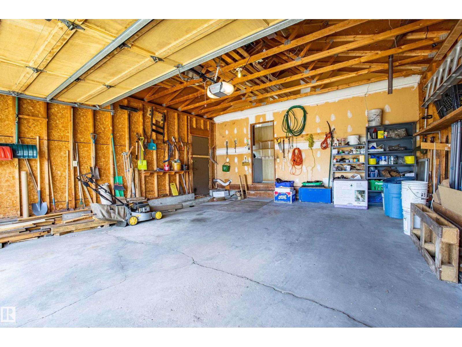 Photo 47 of 9928 181 St Nw, Edmonton AB