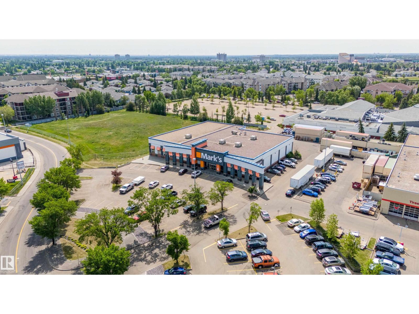 Photo 60 of 9928 181 St Nw, Edmonton AB