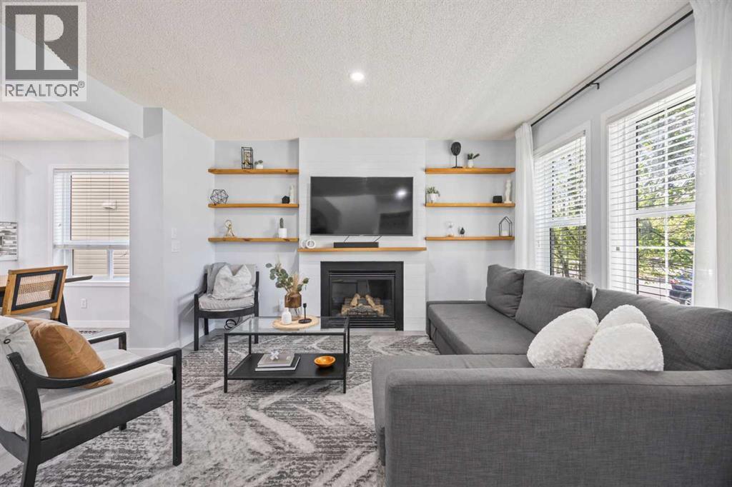 Photo 5 of 371 Silverado Drive Sw, Calgary AB