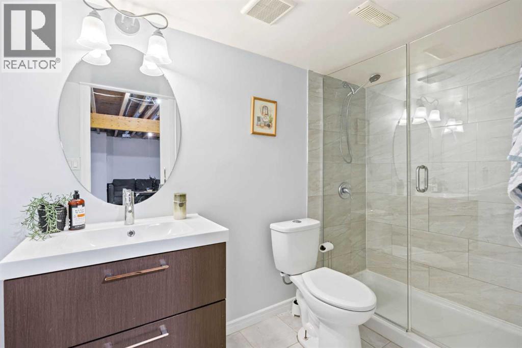 Photo 28 of 371 Silverado Drive Sw, Calgary AB