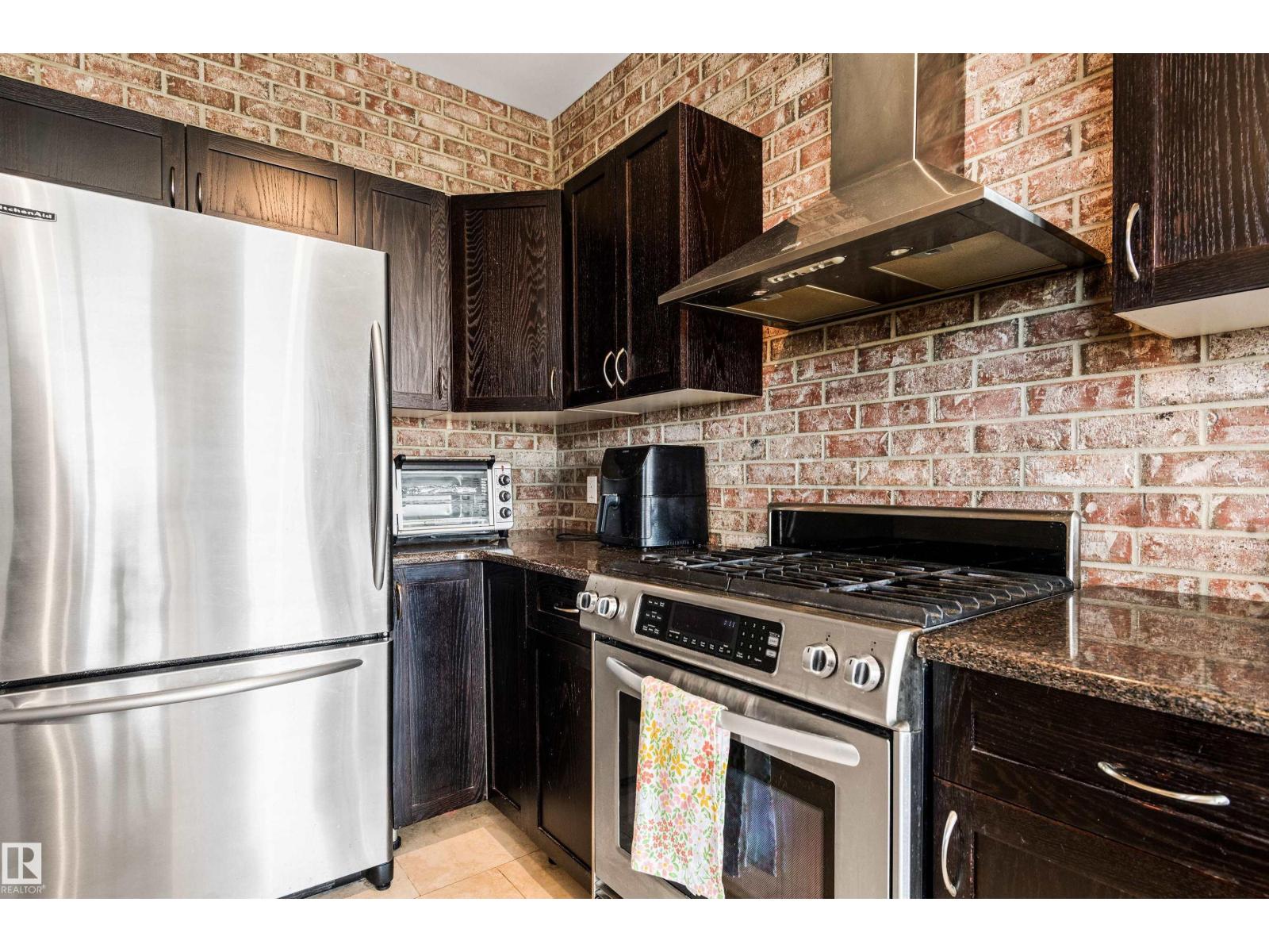 Photo 5 of 403 8223 99 St Nw, Edmonton AB