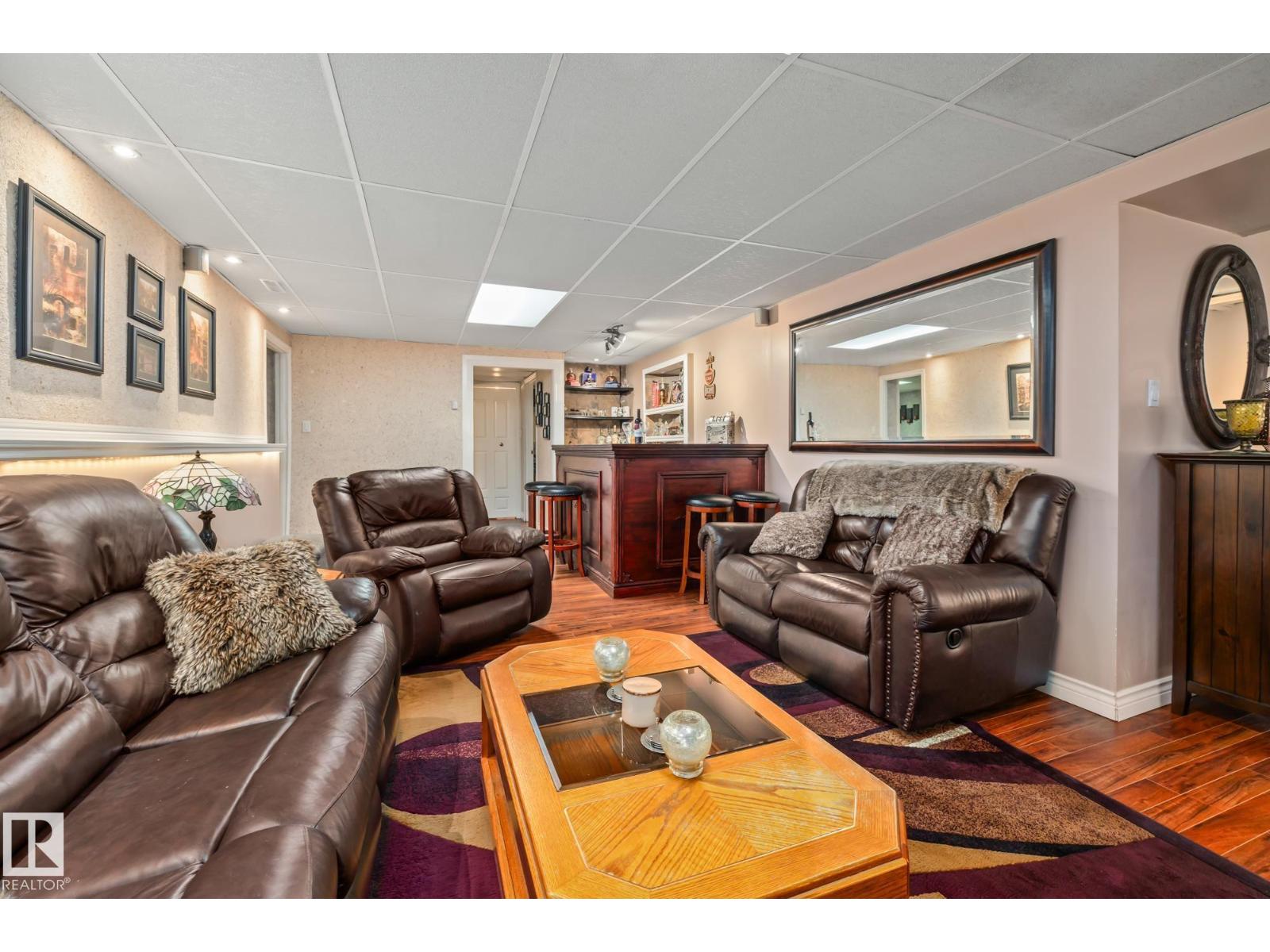 Photo 34 of 3 Falstaff Av, St Albert AB