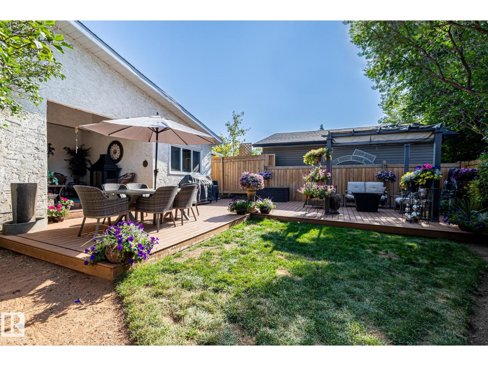 Photo 52 of 3 Falstaff Av, St Albert AB