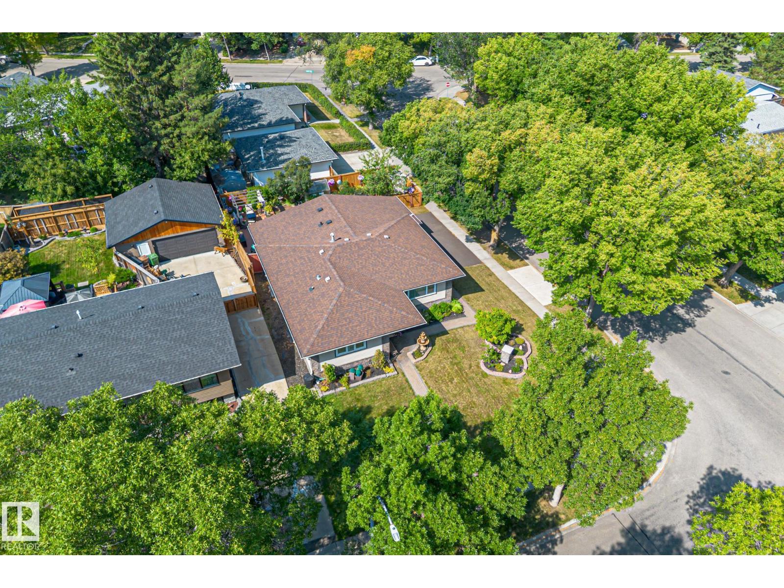 Photo 61 of 3 Falstaff Av, St Albert AB