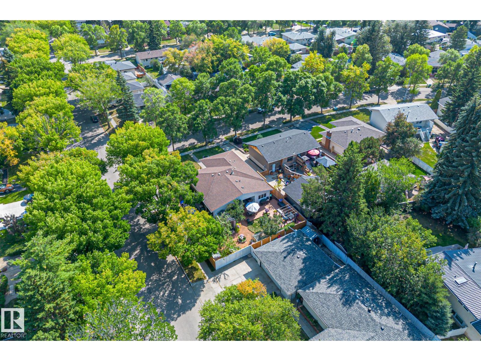 Photo 65 of 3 Falstaff Av, St Albert AB