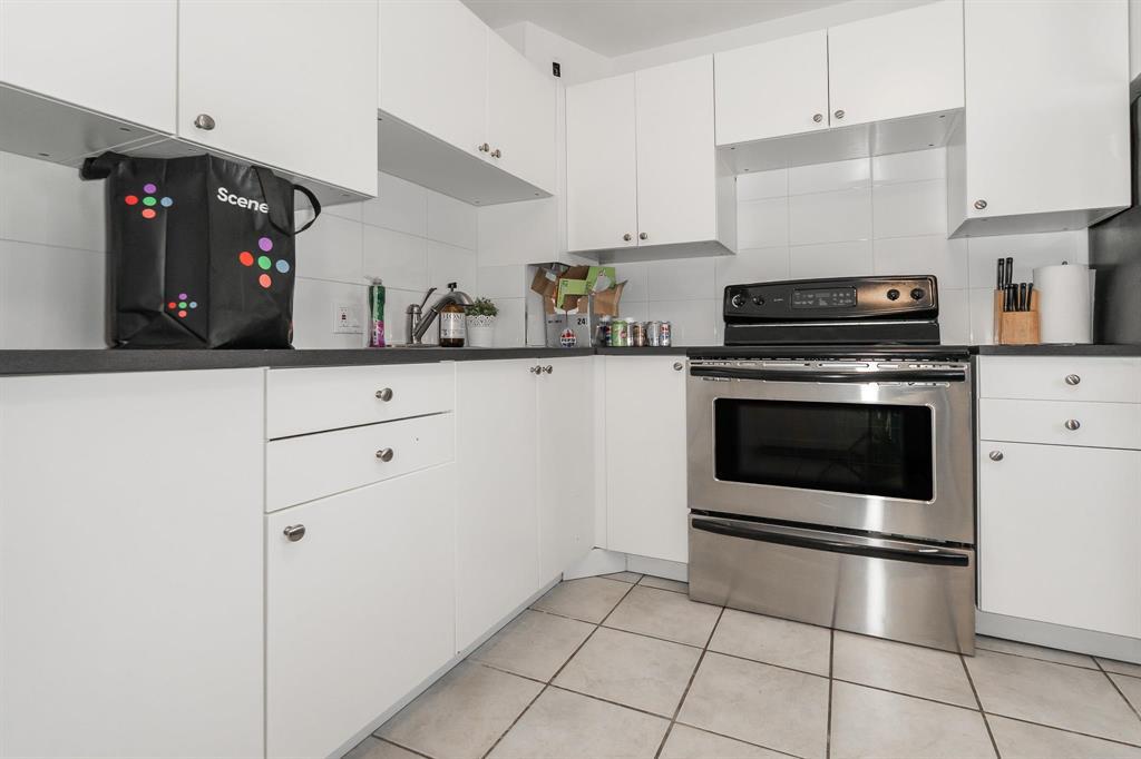 Photo 17 of 770 Elgin Avenue, Winnipeg MB