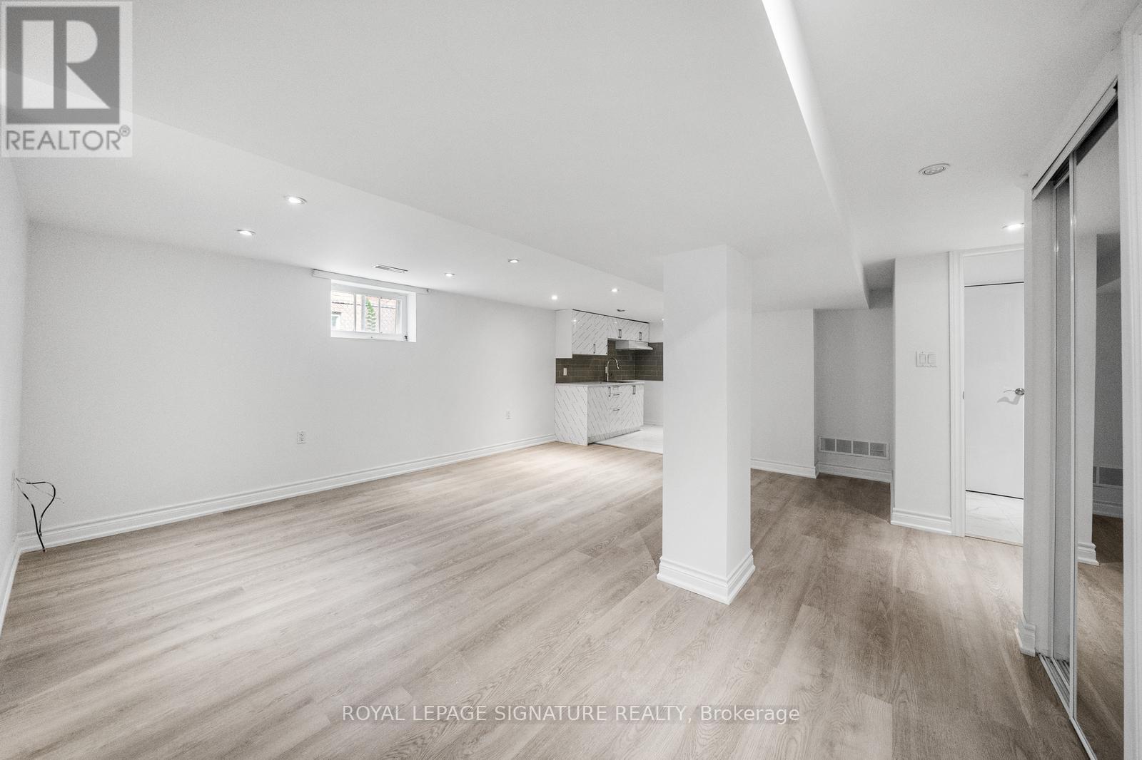 Photo 4 of Bsmt 17 Pleasant Avenue, Toronto ON