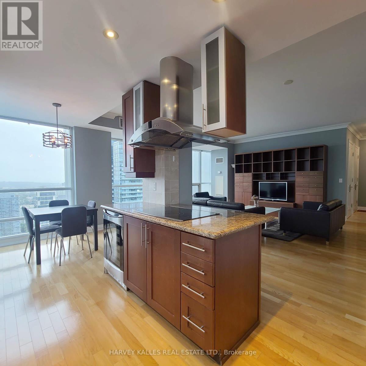 Photo 10 of 4402 761 Bay Street, Toronto ON