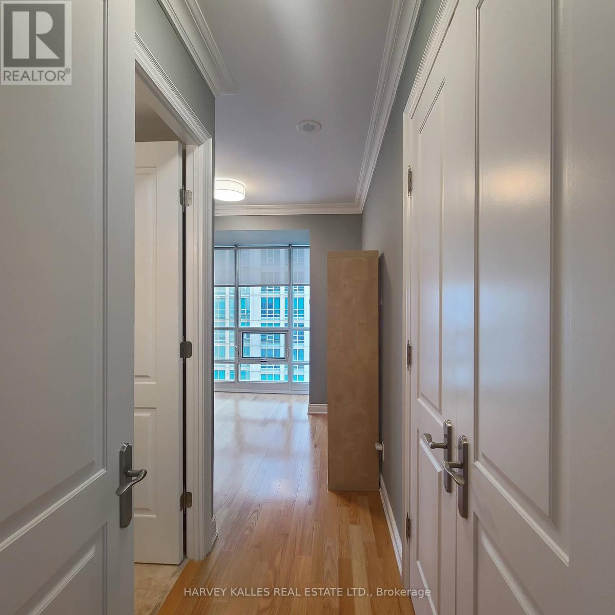 Photo 16 of 4402 761 Bay Street, Toronto ON