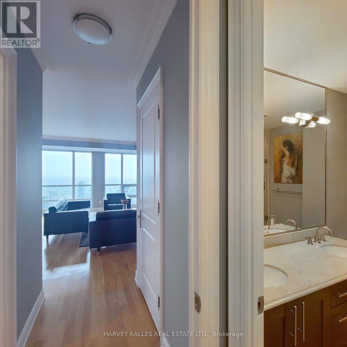 Photo 20 of 4402 761 Bay Street, Toronto ON