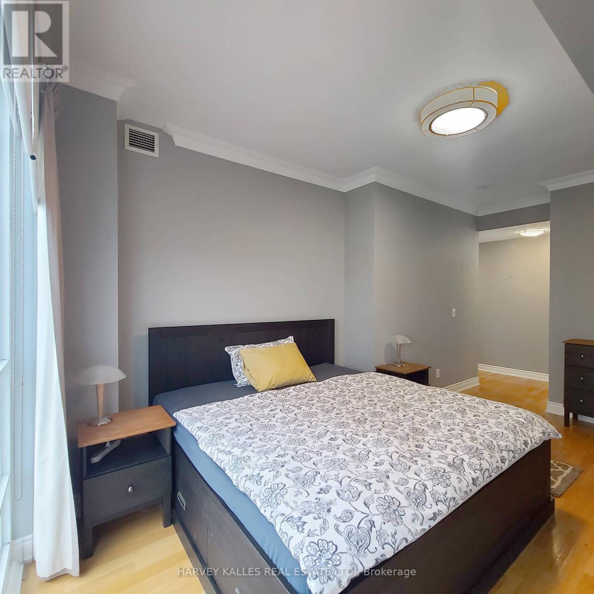 Photo 30 of 4402 761 Bay Street, Toronto ON