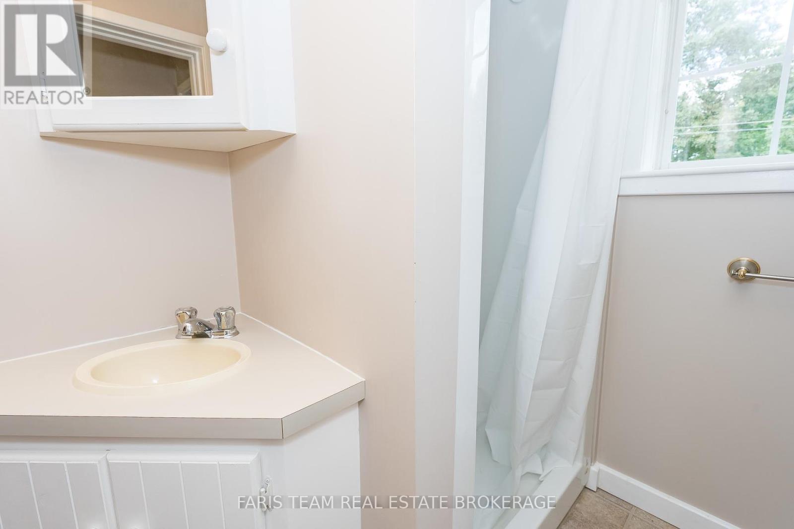 Photo 32 of 223 Denney Drive, Essa ON